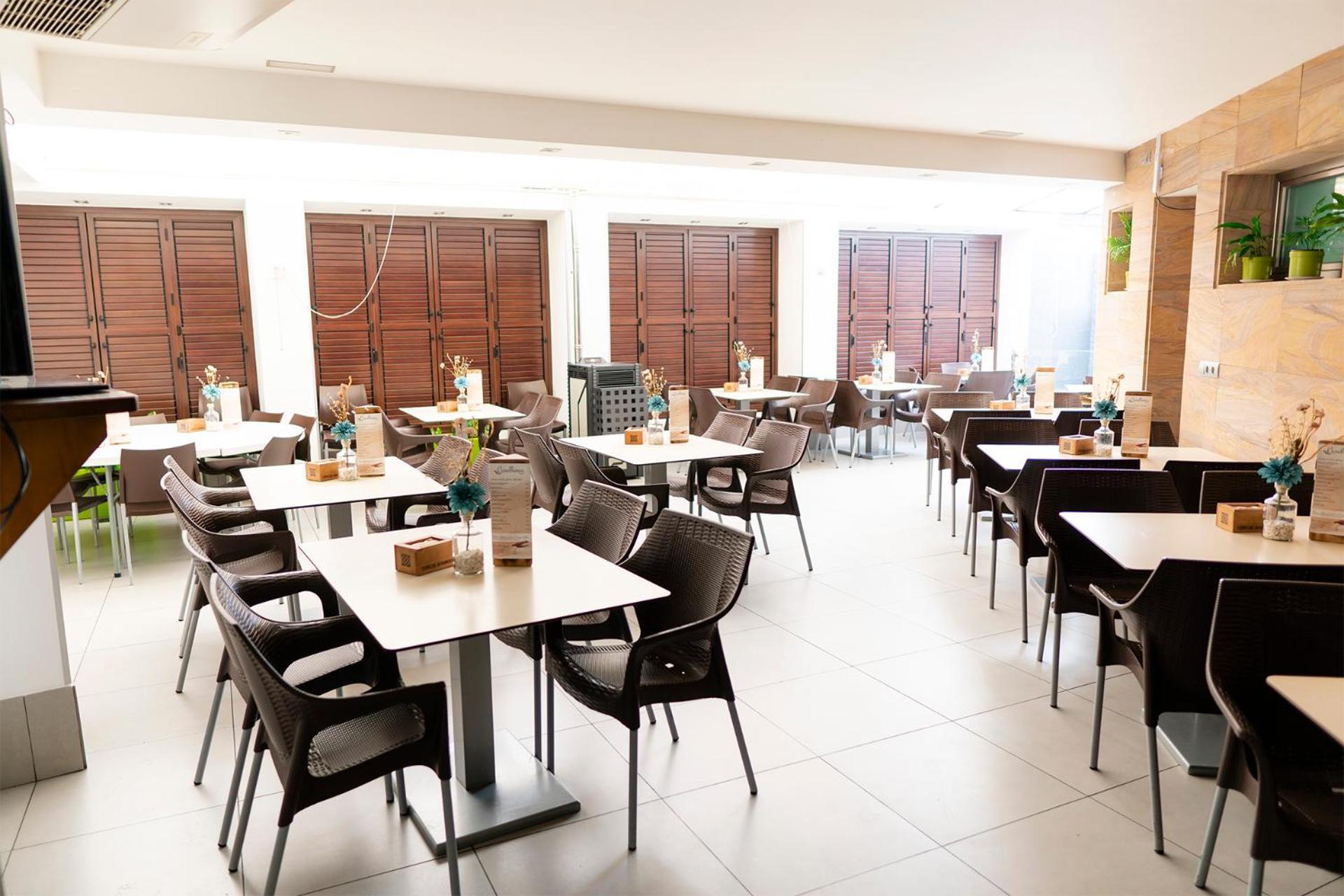 Pension Restaurante Casablanca Torreperogil Eksteriør billede